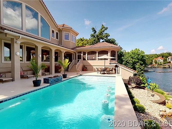 2nd image of 412 Stonebridge Ln