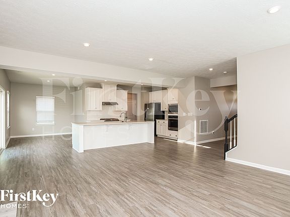 3rd image of 1418 Moose Ridge Ln