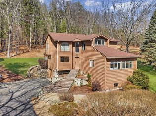 34 Grove St, Shrewsbury, MA 01545