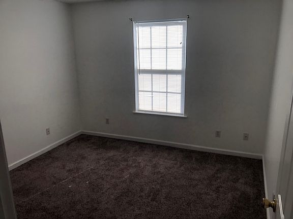4th image of 270 Nuckolls Ave #270