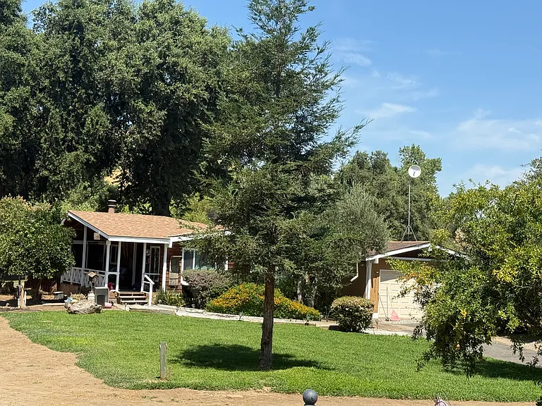 Fisher Dr — Photo 24