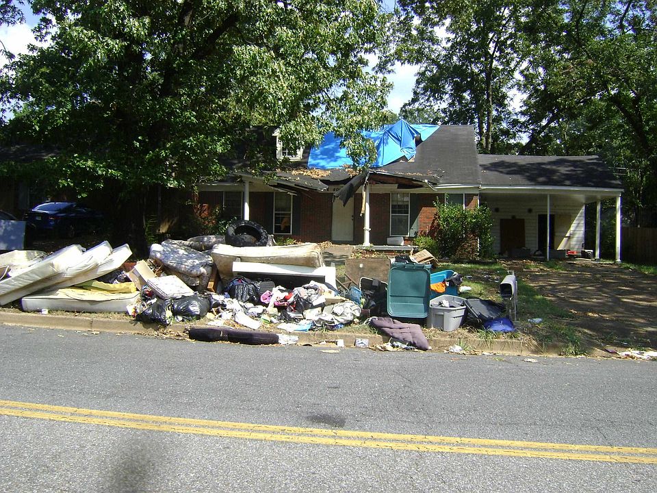 2nd image of 4044 Bishops Bridge Rd