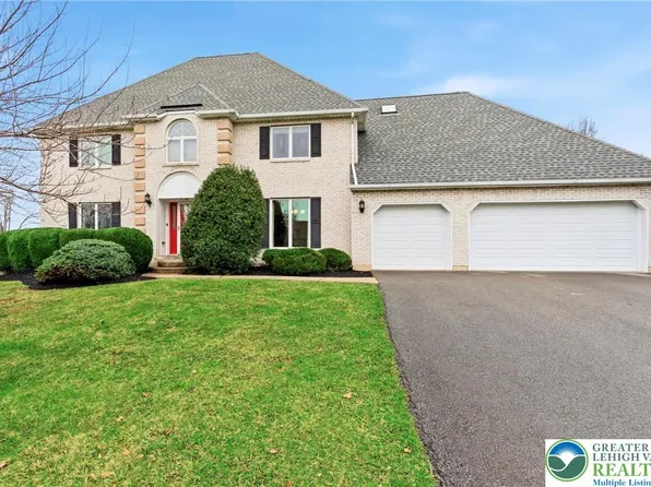 5005 Wagner Dr, Bethlehem, PA 18020