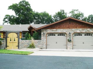 66600 E 255 Rd, Grove, OK 74344