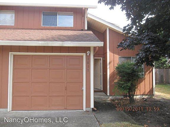 3rd image of 1811 SE 145th Ct