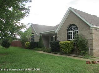 453 Chulahoma Rd, Holly Springs, MS 38635