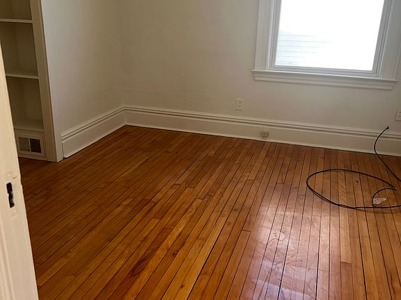4th image of 190-92 Cook Ave #2