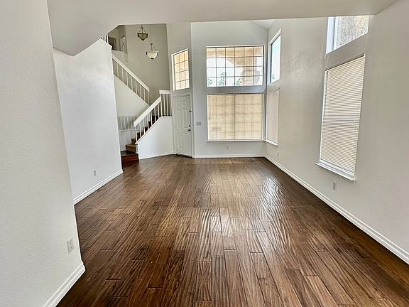 4th image of 2436 Ginger Lily Ln