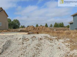8808 W 166th St, Overland Park, KS 66221