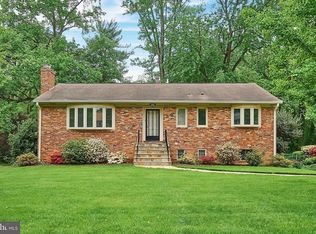 7329 Pinecastle Rd, Falls Church, VA 22043