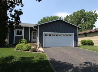 8091 Dawn Ave, Inver Grove Heights, MN 55076