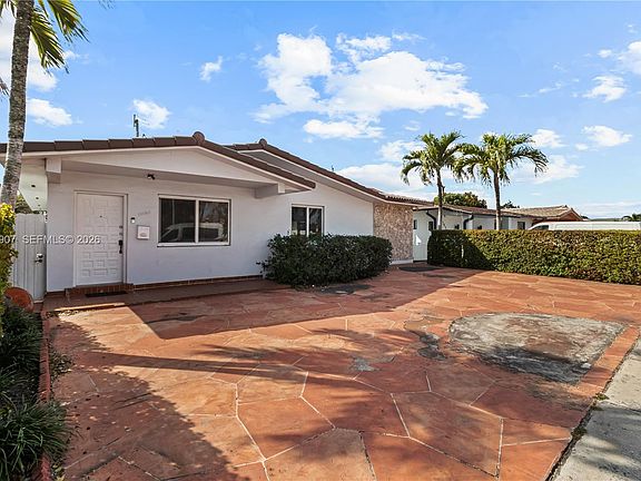 2nd image of 10360 SW 24th St