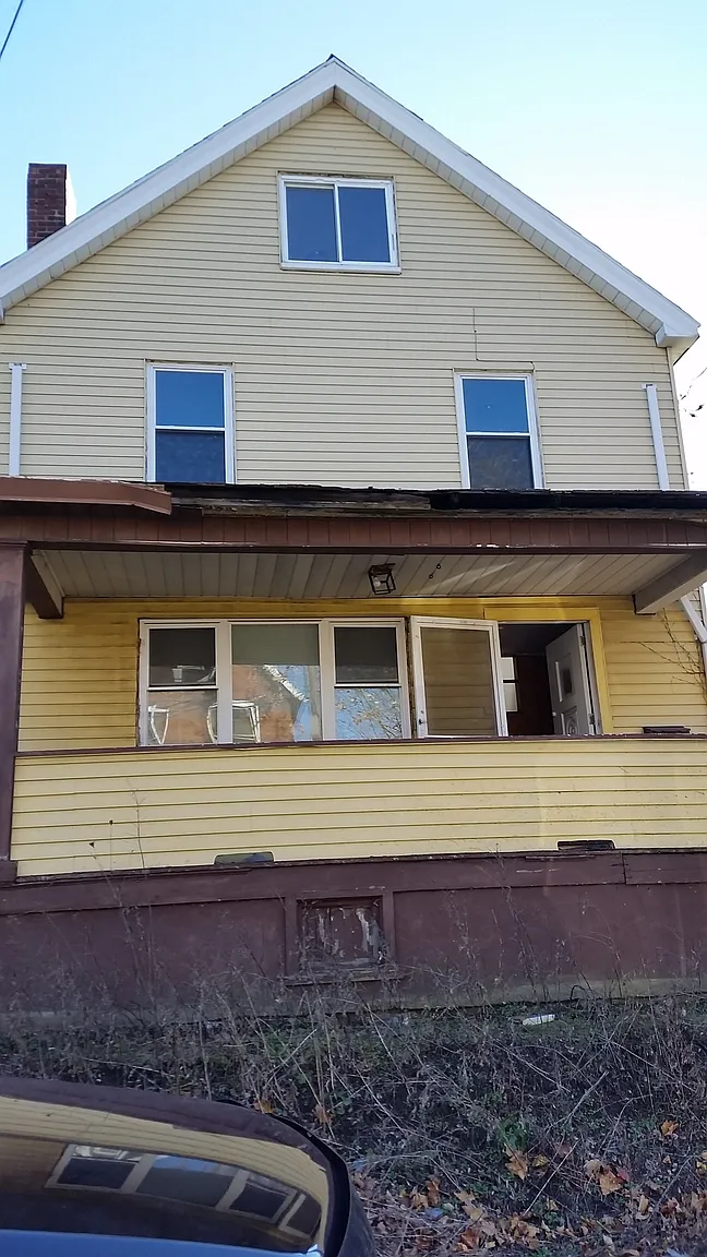 3312 Oakland St photo 1