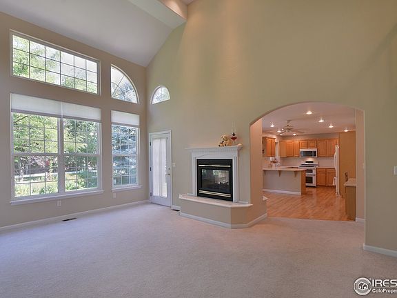 2nd image of 214 Poudre Bay