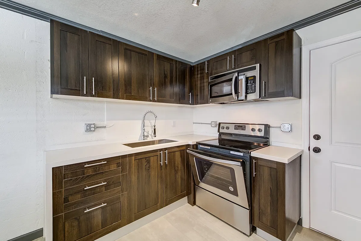 1 bed, 400 sqft, $1,250 — Photo 3