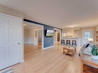 2350 Linwood Ave E, Maplewood, MN 55119