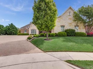 17038 Stone Briar Rd, Woodway, TX 76712