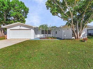 1817 Coral Point Dr, Cape Coral, FL 33990