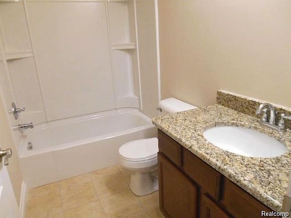 4th image of W Auburn Unit 20
