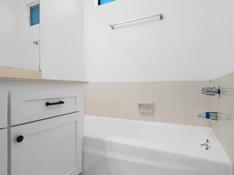 824 S Shenandoah St #2 — Photo 12