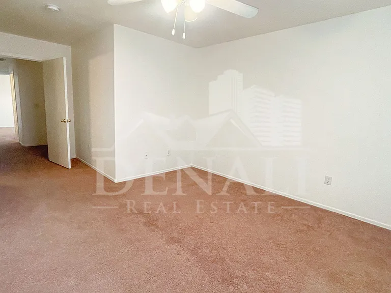 1154 S Boulder St #E — Photo 11