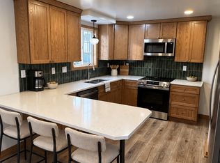 1452 Broadway N, Fargo, ND 58102