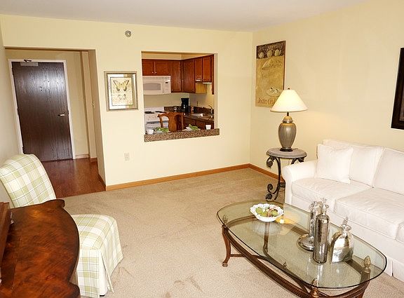 4th image of 10300 Village Circle Dr Unit 4314
