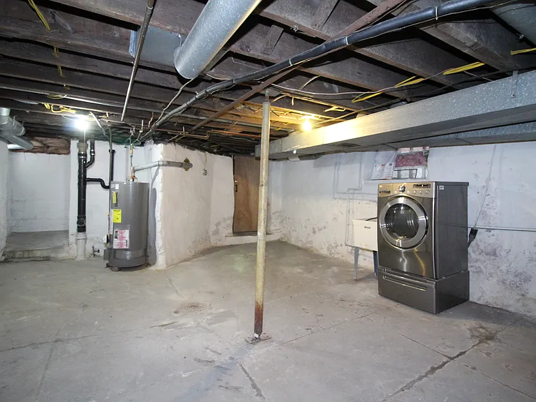 249 Dilworth St — Photo 25