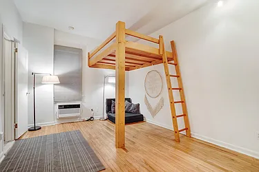 Rented by Bond New York