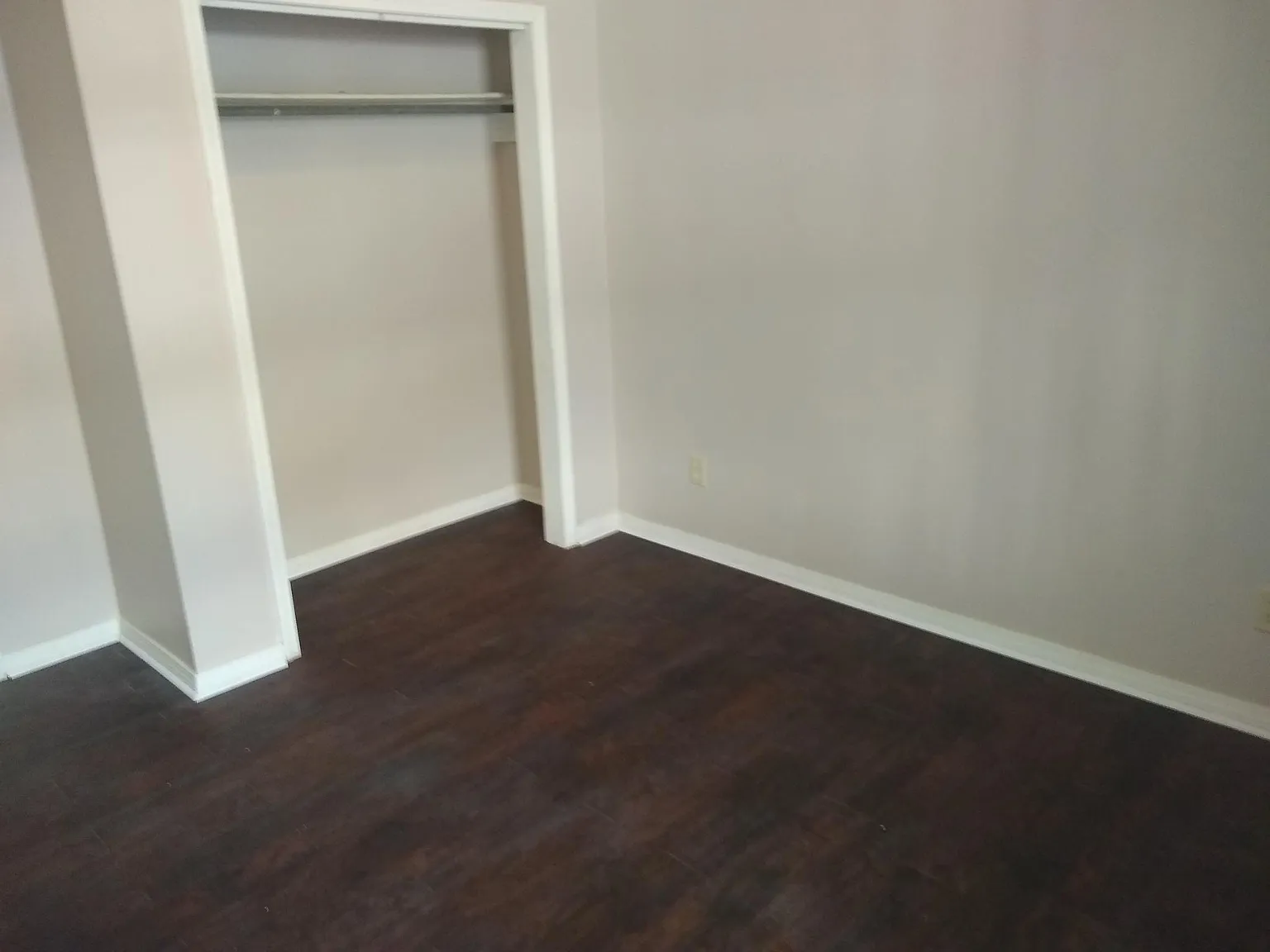 3 bed, 1277 sqft, $1,000 — Photo 4