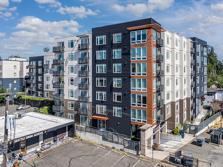 Mysa Apartments — Photo 21