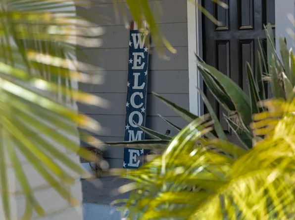 746 Willow Lake Rd, Discovery Bay, CA 94505