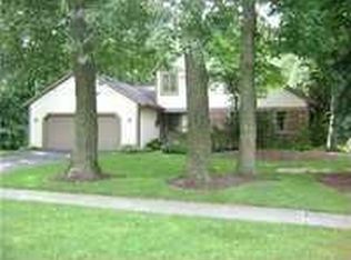 6827 Shooters Hill Rd, Toledo, OH 43617