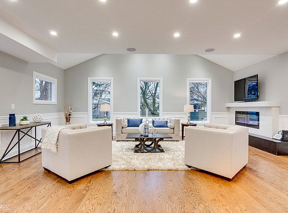4th image of 4125 N Leamington Ave