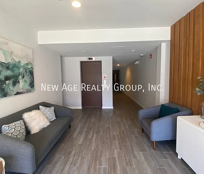 3862-68 Lancaster Ave #307 — Photo 9