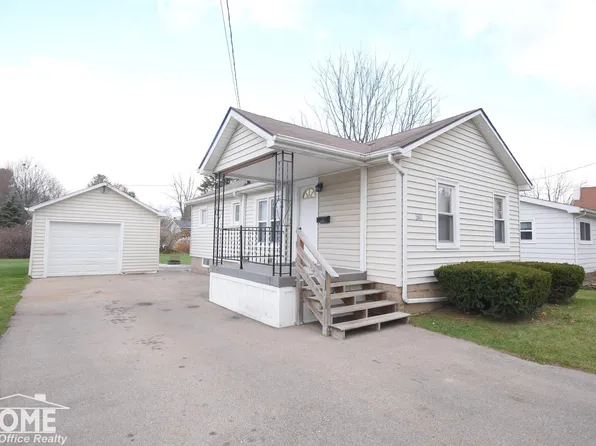 561 Abbott St, Owosso, MI 48867