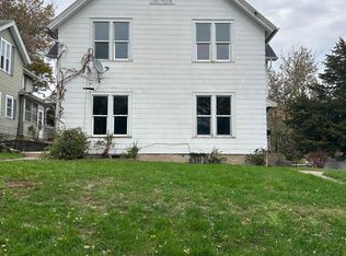 1315 Belle Ave, Davenport, IA 52803