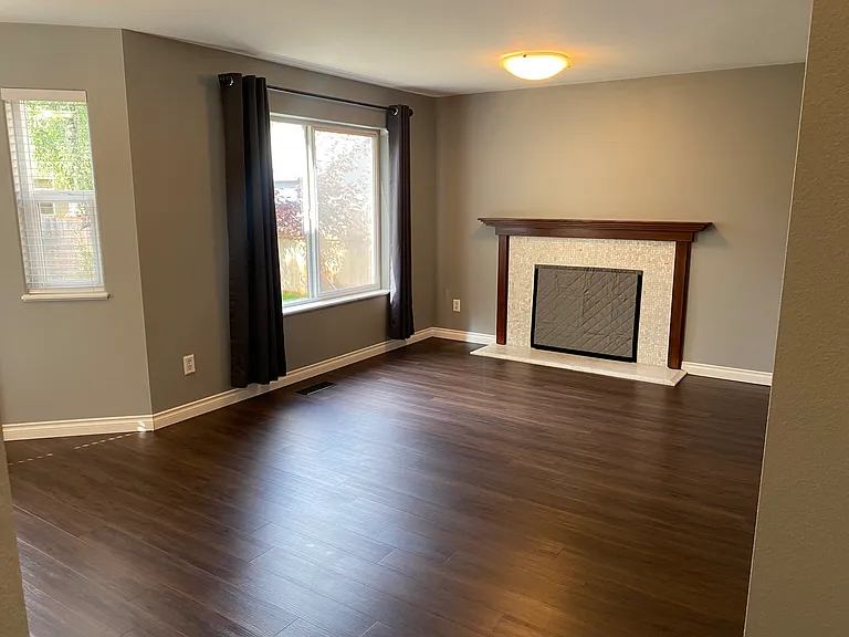 760 Hunt Cir — Photo 17