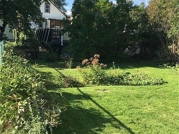 5th image of 118 Unger Ave