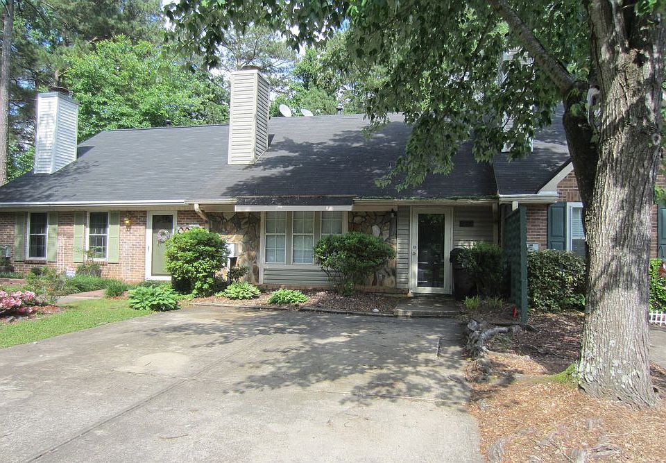 2nd image of 1953 Cheatham Woods Dr SW