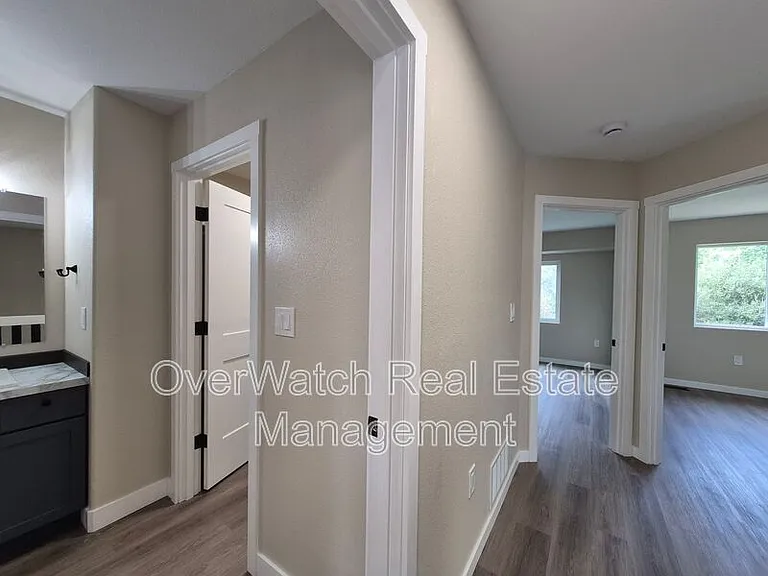 2640 E Haven Cir — Photo 6