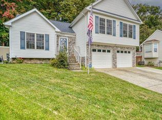 6421 Woodvale Pl, Elkridge, MD 21075