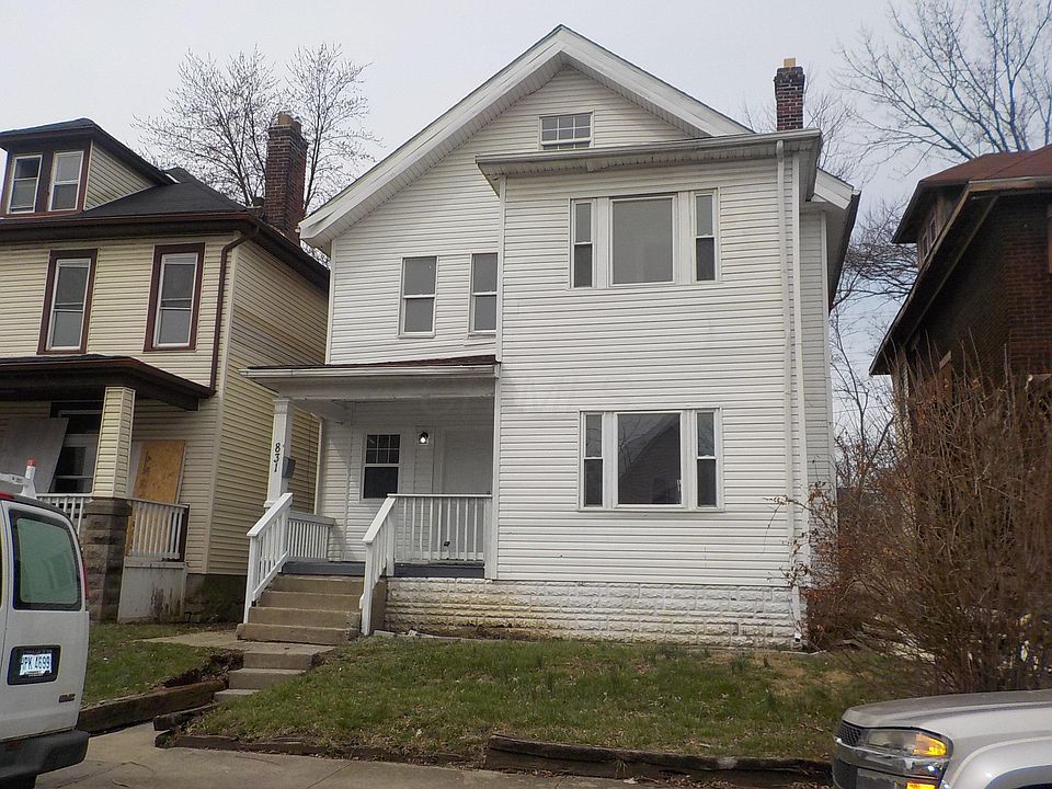1st image of 831 Gilbert St Unit 3
