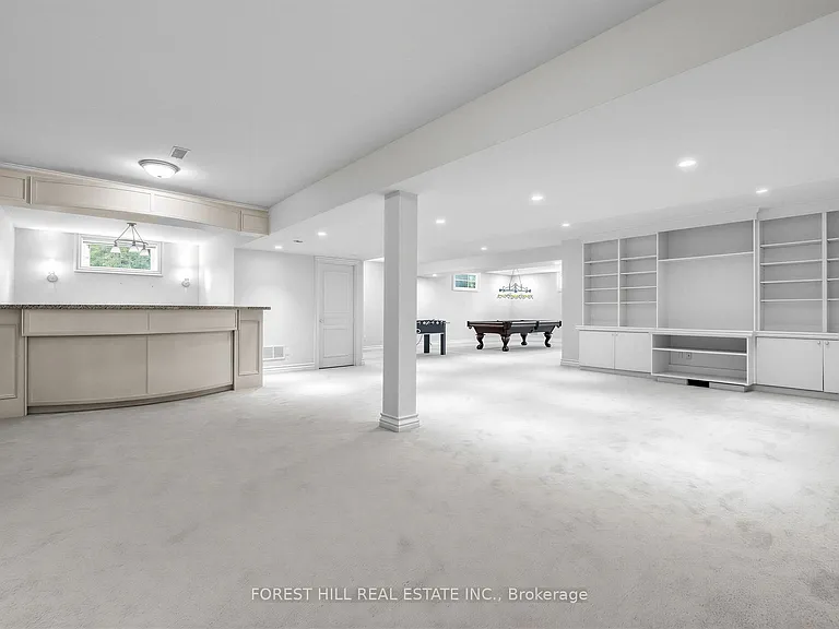 8 Colvestone Rd — Photo 43
