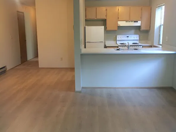6408 NW, 6408 20th Ave NW #302, Seattle, WA 98107