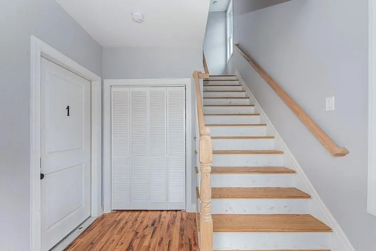 27 Center St #2 — Photo 3