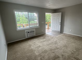 589 N Somerset Ter, Olathe, KS 66062