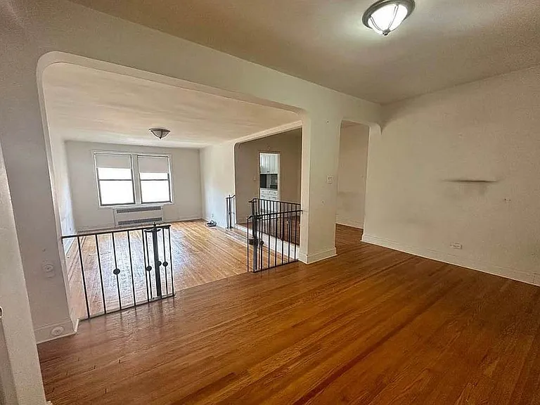 67-70 Yellowstone Blvd #4Y — Photo 2