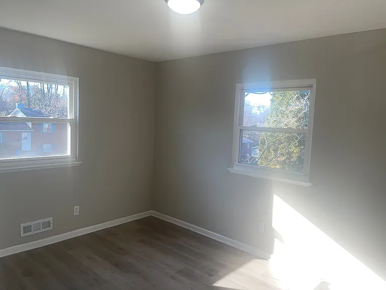 6714 Yataruba Dr — Photo 23