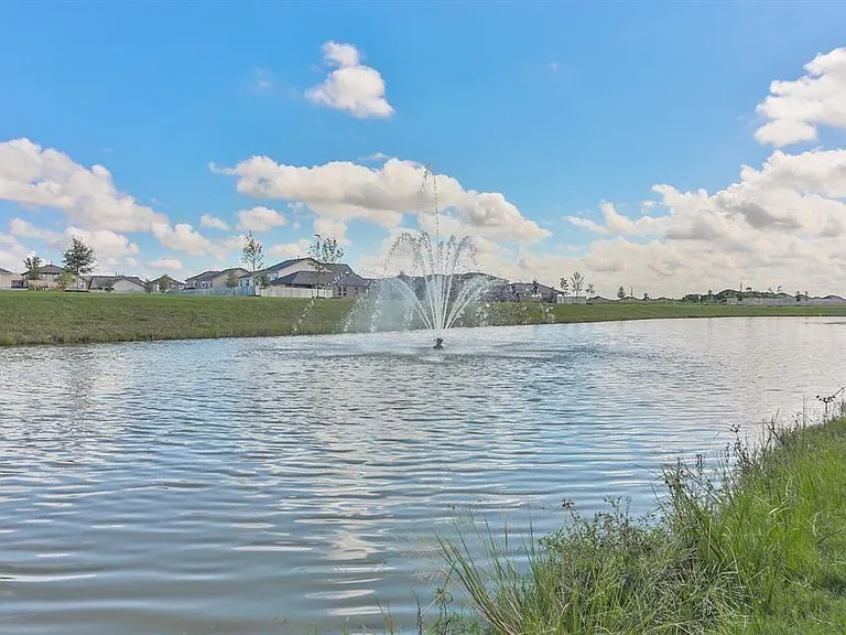 4527 Lally Brook Ct — Photo 15